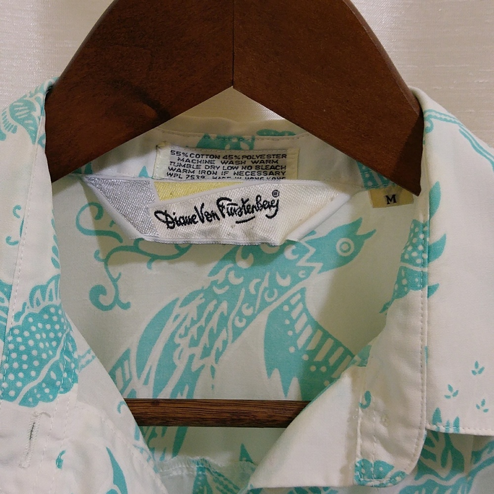 Vintage Blue & White Batik-Style Button Blouse - Sz Medium - Picture 4 of 6
